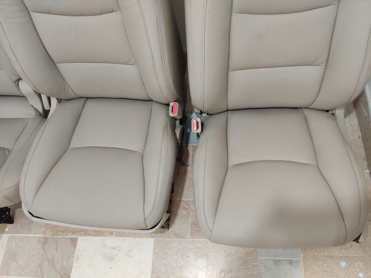 Lexus GX470 (Year: 2002-2009) seat cover (Front & Rear Seat covers, full set 3 lines)
