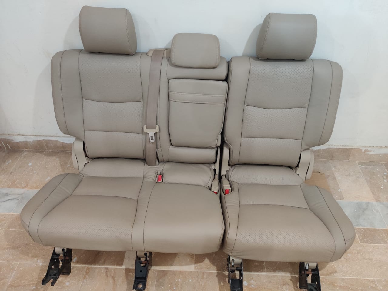 Lexus GX470 (Year: 2002-2009) seat cover (Front & Rear Seat covers, full set 3 lines)