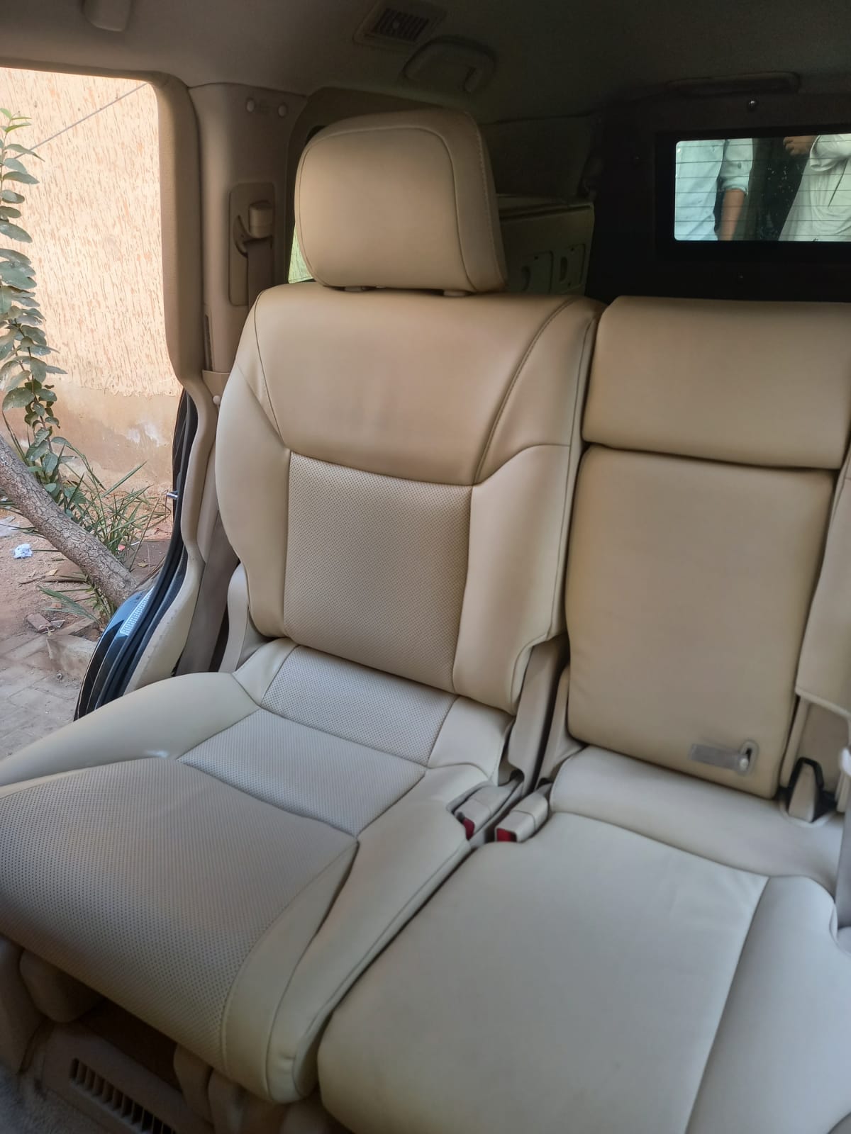 Lexus LX570 Land Cruiser (Year: 2008-2015) Synthetic leather Seat cover (Front & Rear Seat covers, full set 3 lines)
