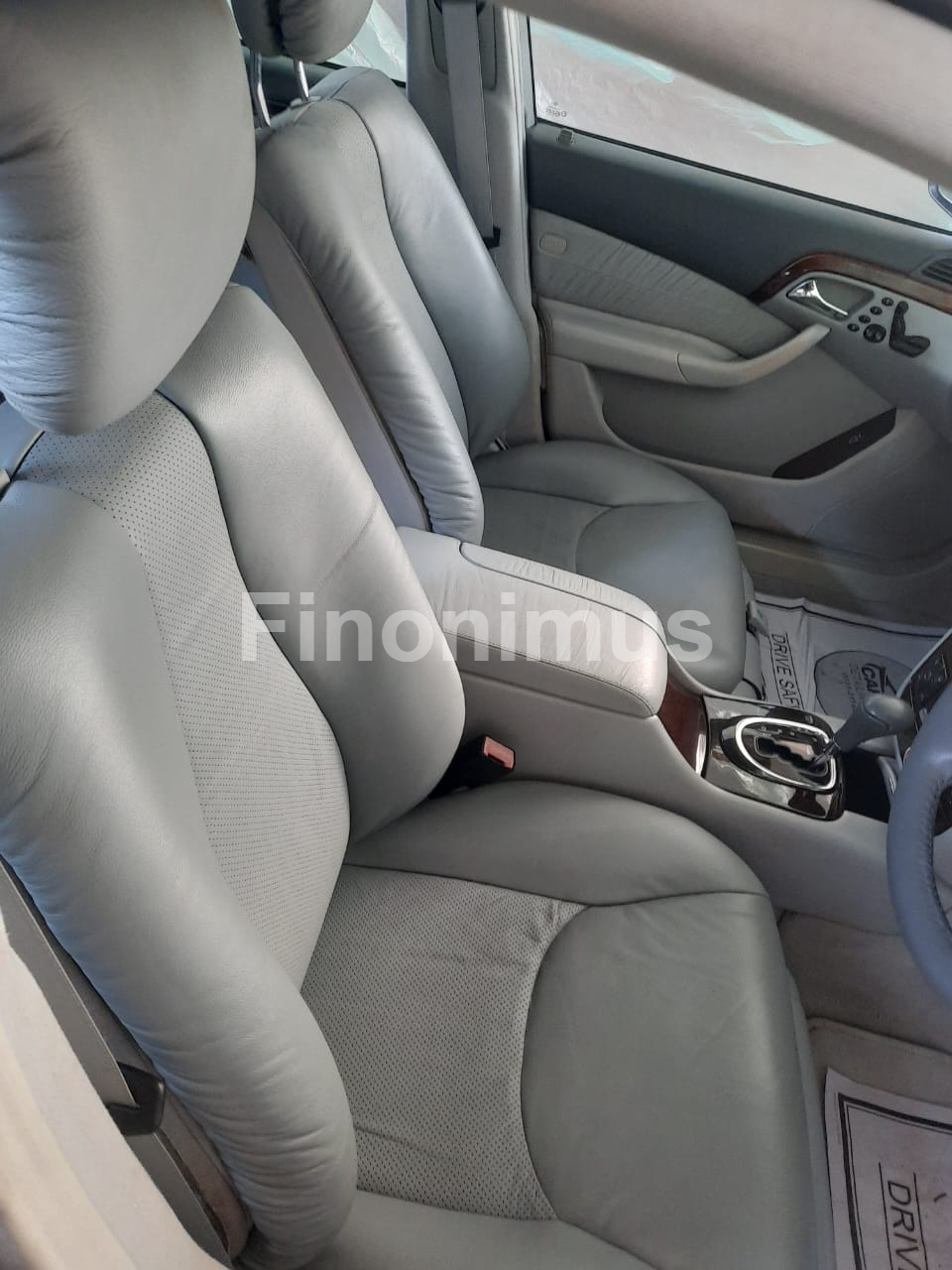 Mercedes S-Class - W220 ; S430 (1999-2005) - Synthetic Leather
