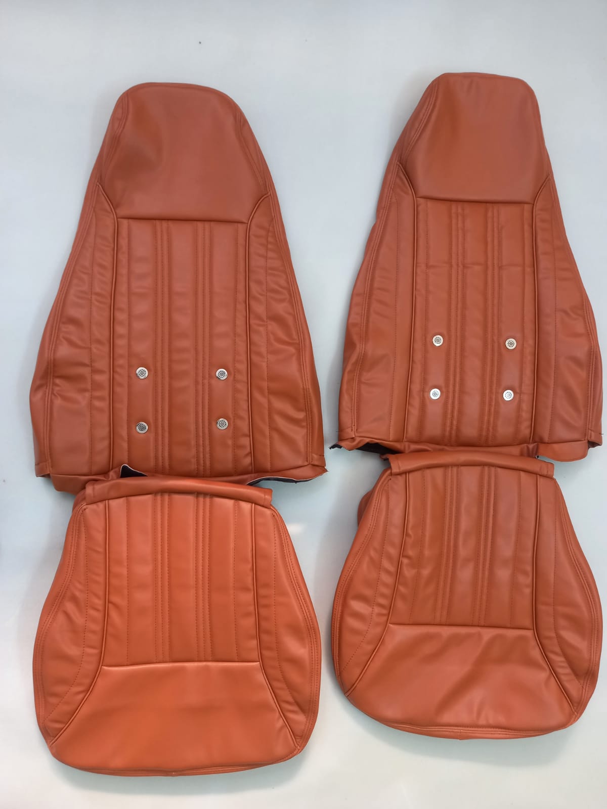 Datsun 240Z ou 260Z ou 280Z - (Années 1970 à 1978) - Cuir Synthétique - Housses de Siège Orange