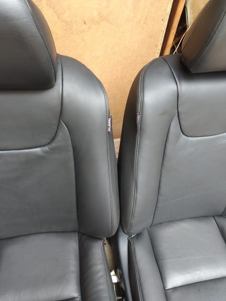 Lexus RX350 RX450h (Année: 2010 à 2015) Cuir synthétique - Housses de siège Noir