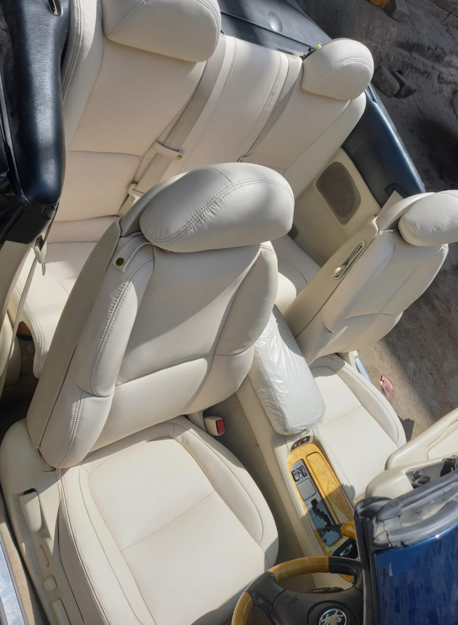 Lexus SC430 - Housse de siège de remplacement OEM (avant 2 sièges) blanc cassé année 2002-2010