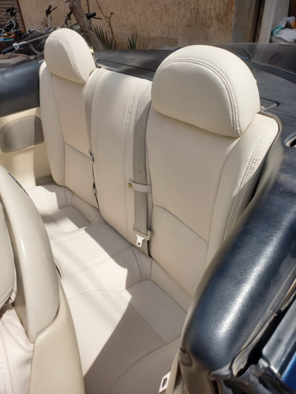 Lexus SC430 – Housse de siège de rechange OEM (ensemble complet) en cuir véritable – Blanc cassé année 2002-2010