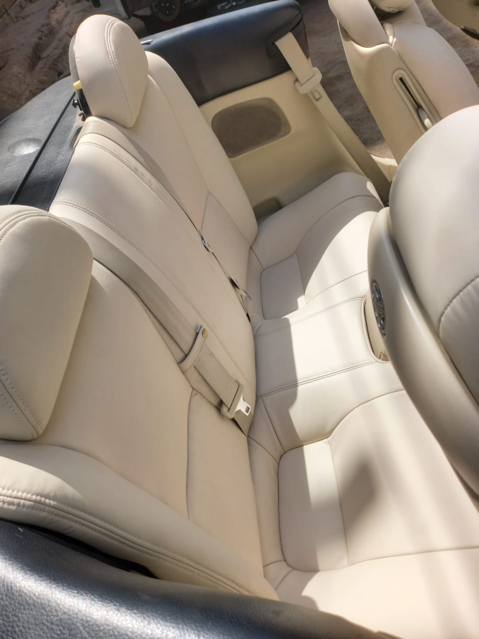 Lexus SC430 – Housse de siège de rechange OEM (ensemble complet) en cuir véritable – Blanc cassé année 2002-2010