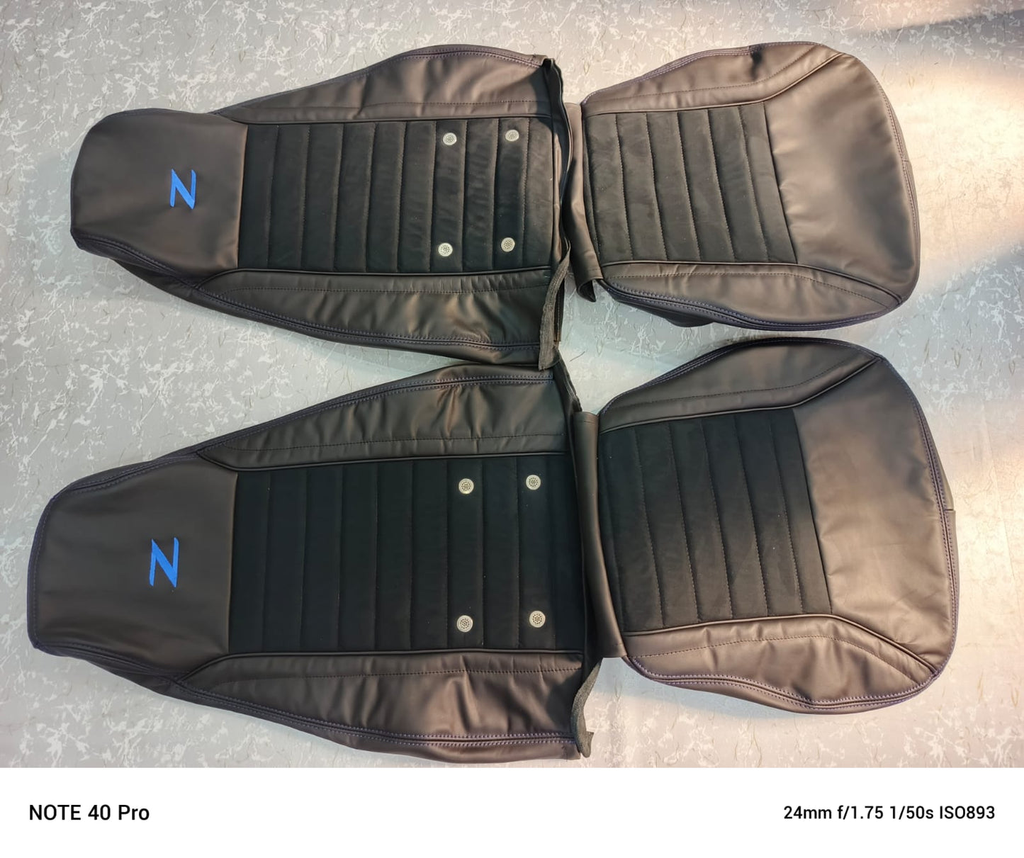 Datsun 240Z ou 260Z ou 280Z - (Années 1970 à 1978) Housse de siège - Cuir synthétique