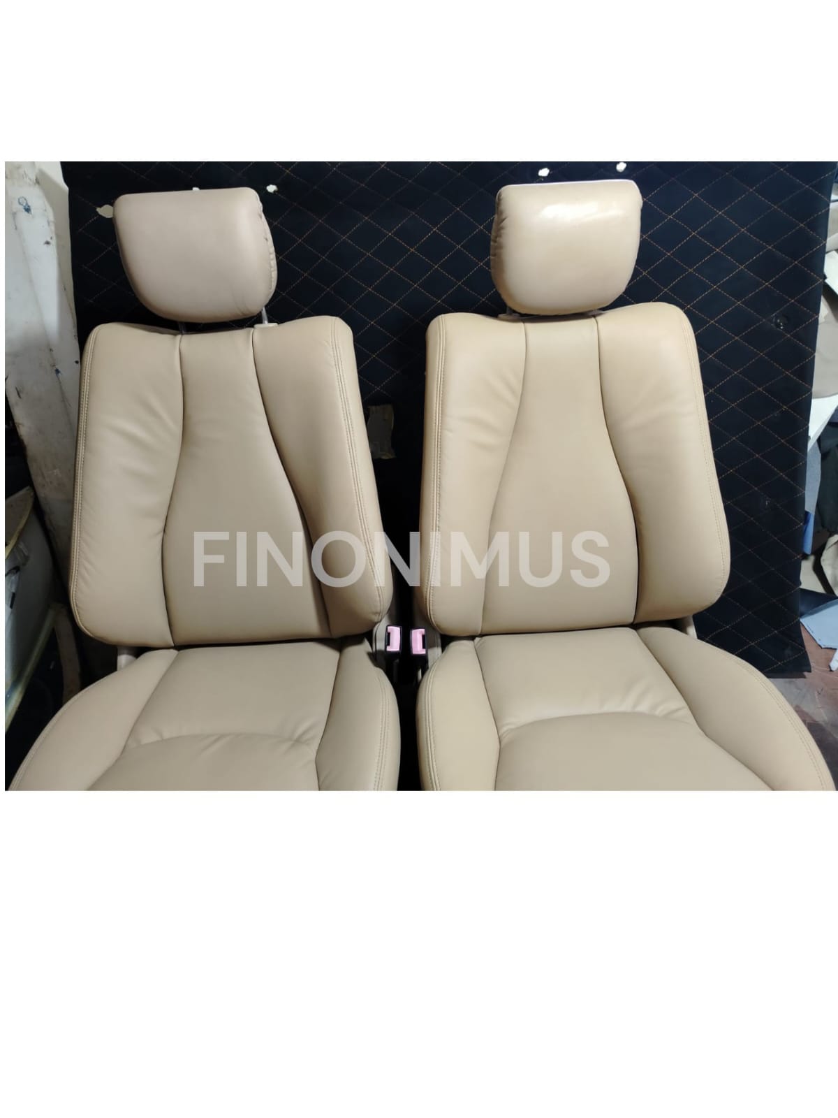 Mercedes Benz Classe E (Année 2009 - 2016) Cuir Synthétique - Rouge/Noir